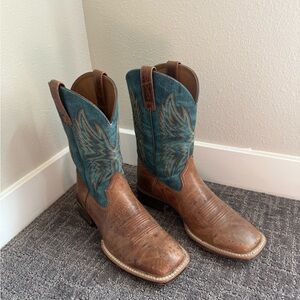 Ariat Men's Western Boots in Brown and Teal